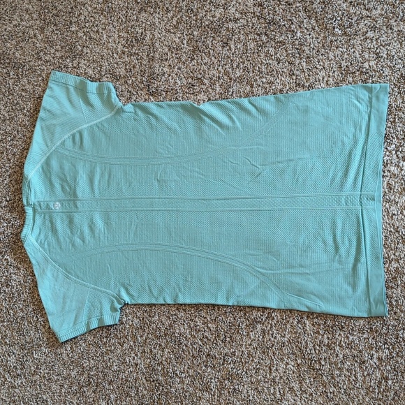 Lululemon Swiftly Tee - Picture 3 of 7